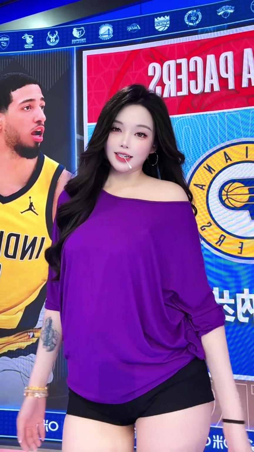 美女主播小太陽：年輕的將軍意氣風(fēng)發(fā)！ 哈利伯頓強(qiáng)的可怕